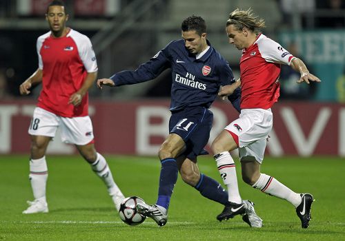 尤其是对强 尤其是对强