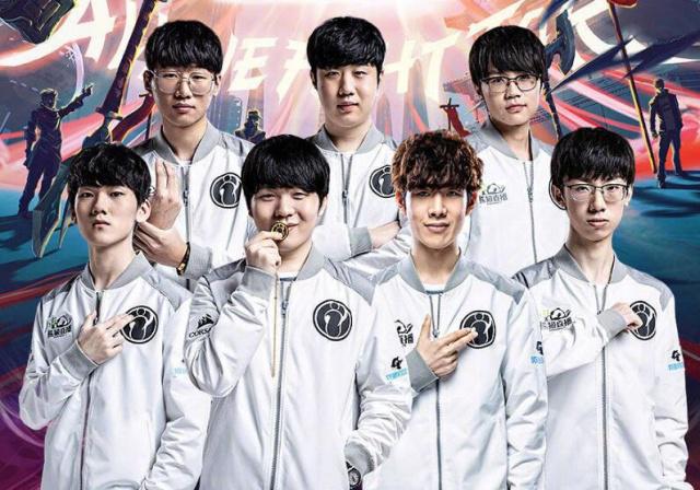 作为公众人 作为公众人