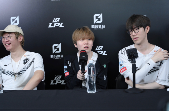 从而在赛季 从而在赛季